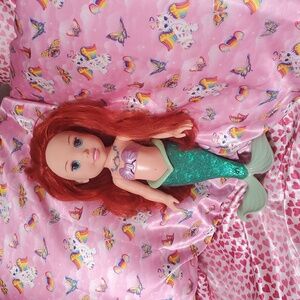 The Little Mermaid ARIEL Doll talks, Sings And Lights Up